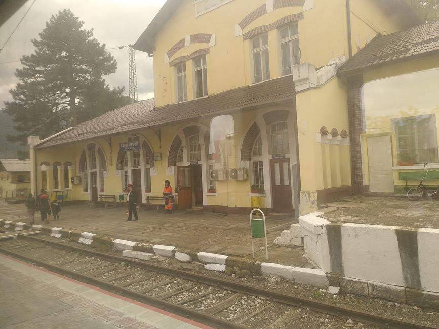 16 Negotin - Vidin (Bulgaria) 40 km - continue by train to Sofia