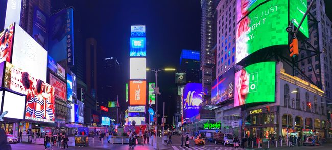 Times Square a la izquierda ....