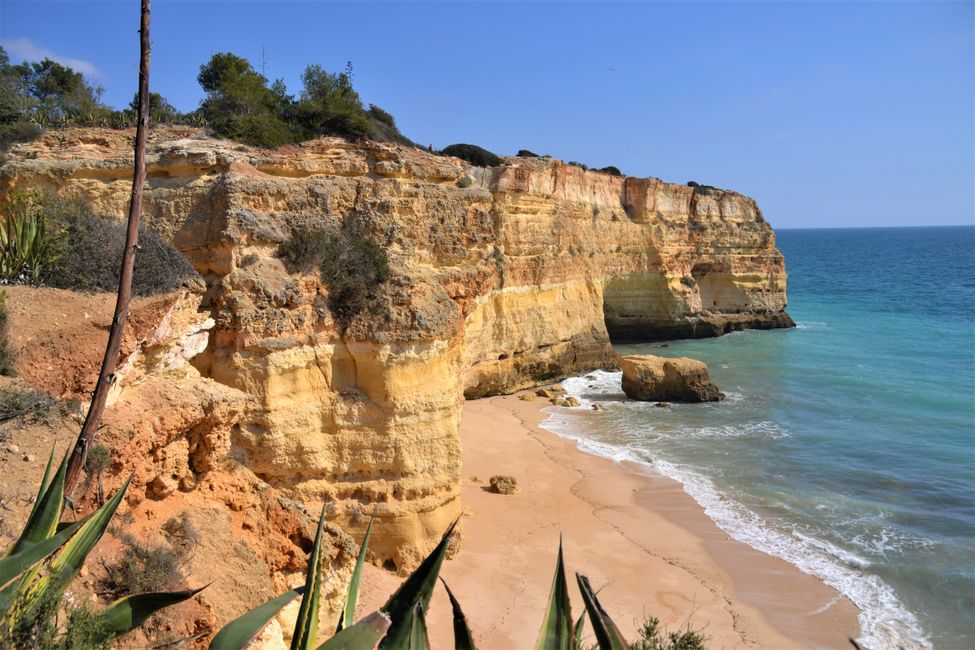 #77 Spectacular and stunning hike on the steep cliffs of the Southern Algarve