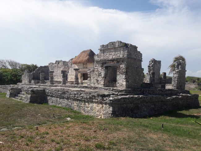The ruins of Cobá are impressive...