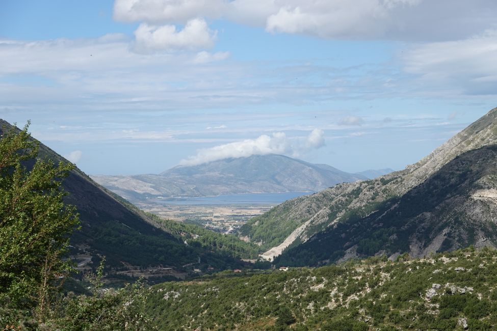 Tag 65 bis 70 Albanien weiter nach Süden, Stromausfall, Llogara-Pass, Himarë und Start in die Berge