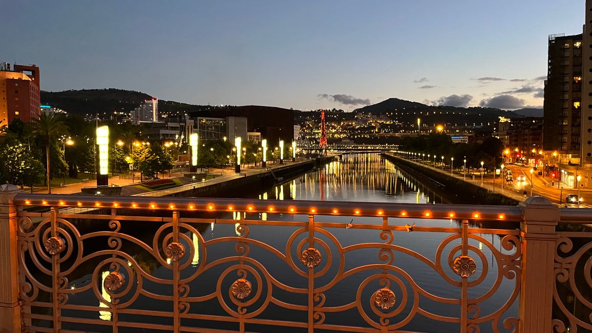 Bilbao by Night 