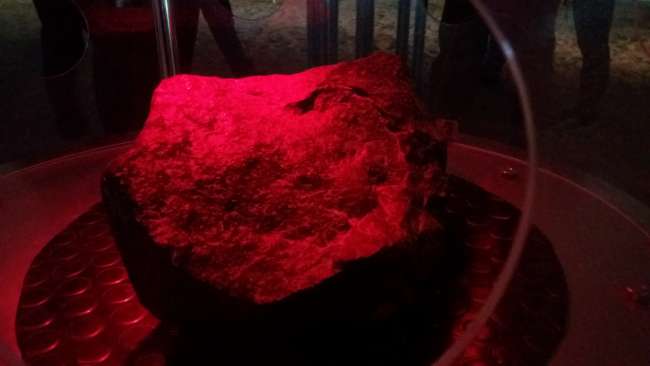 Einer der größten Meteoriten, die in der Atacama Wüste gefunden wurden
