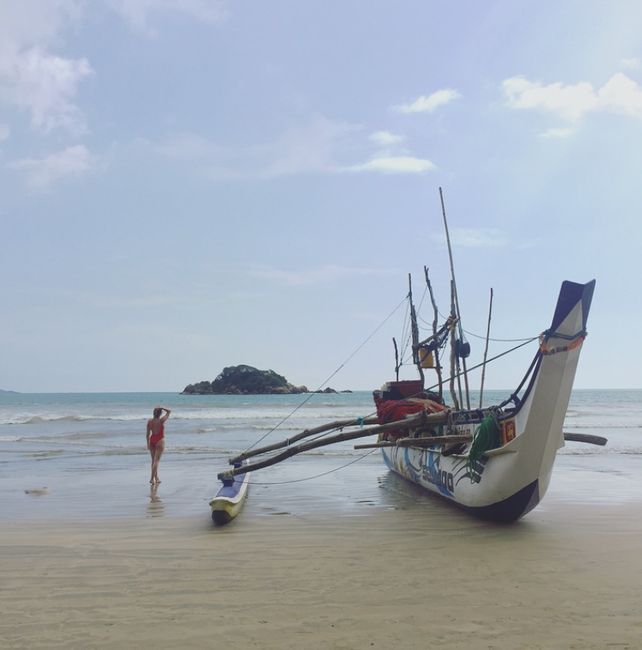 Day 30+31: Midigama/Weligama/Mirissa, Sri Lanka - SURFING! Not just on the Internet.