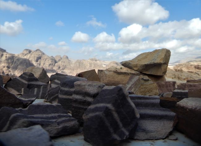 En el interior de las piedras se esconde una maravillosa variedad de patrones