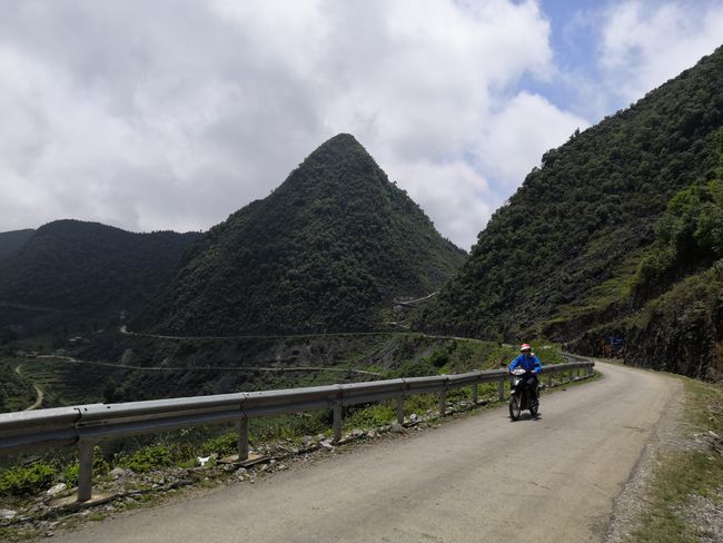 Ha Chiang Loop - 6 days with the motorbike