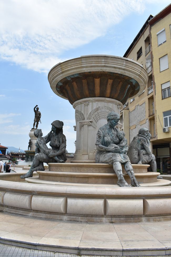 Skopje - ibu kota banyak patung (perhentian ke-15)