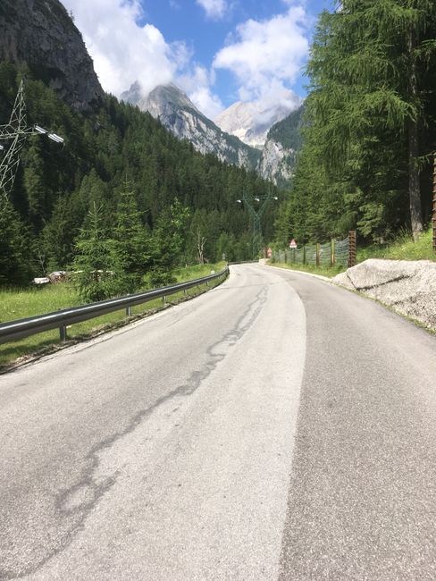 Detour Day 1: to Passo Fedaia at the foot of the Marmolada