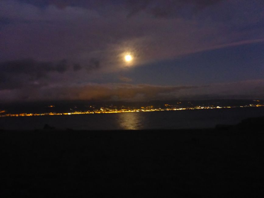 The moon over the strait