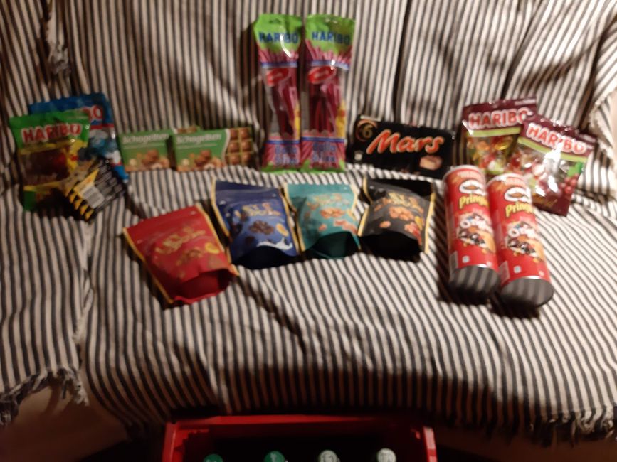 Oskar's food supplies