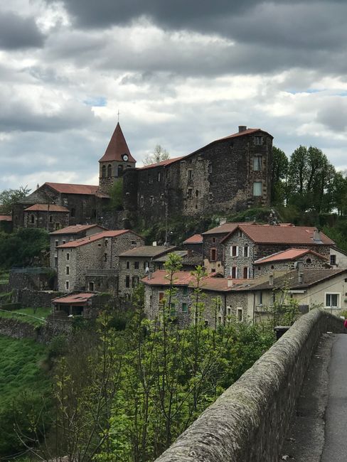 May 26th/Day 57: Le Puy-en-Velay - Saint-Privat-d'Alliers
