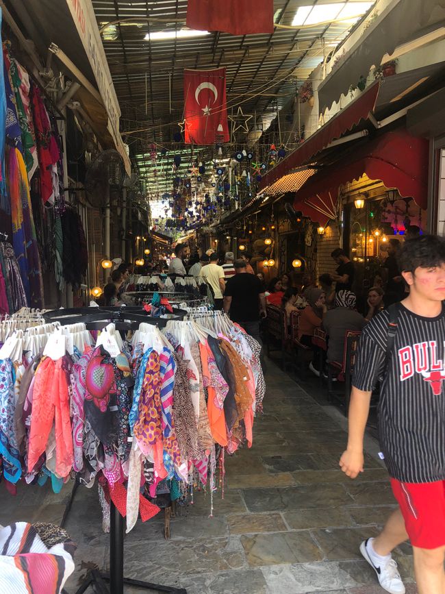 Izmir - Market