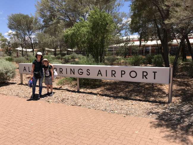 Across Australia - From Alice Springs and Uluru-Kata Tjuta National Park to Coober Pedy