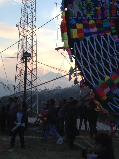 Guatemala: Giant Kites