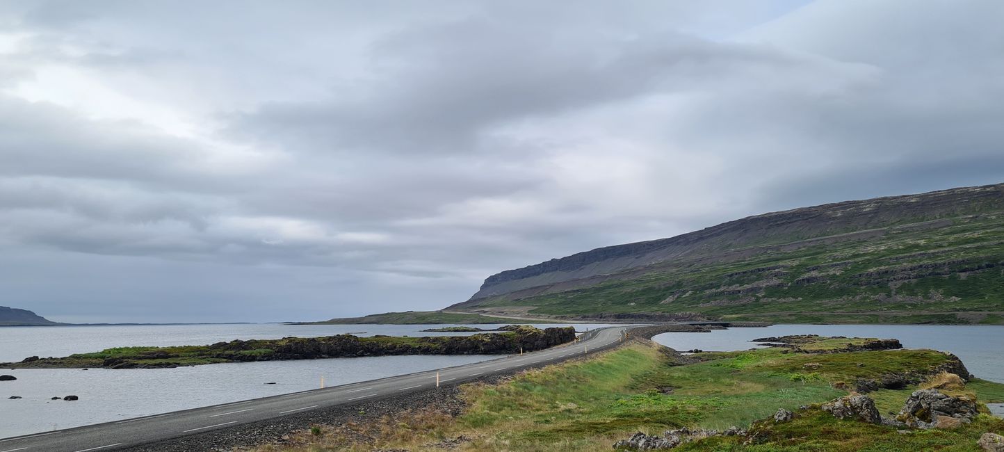 Straße am Vatnsfjörður