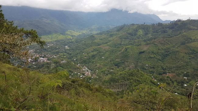 Viewpoint over Lanquin