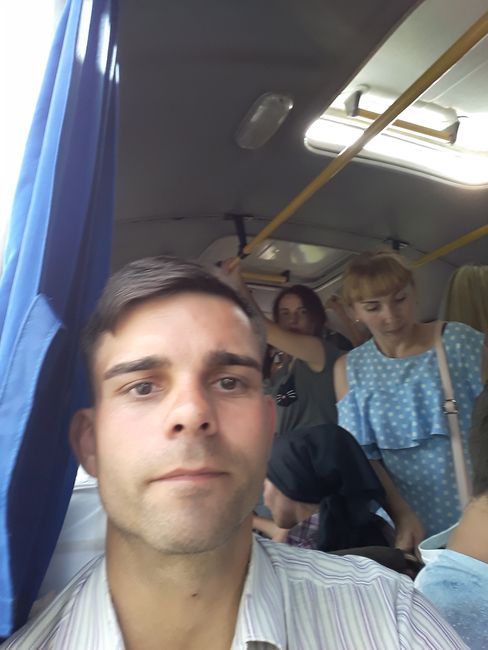 im Überlandbus nach Kuchuriv
