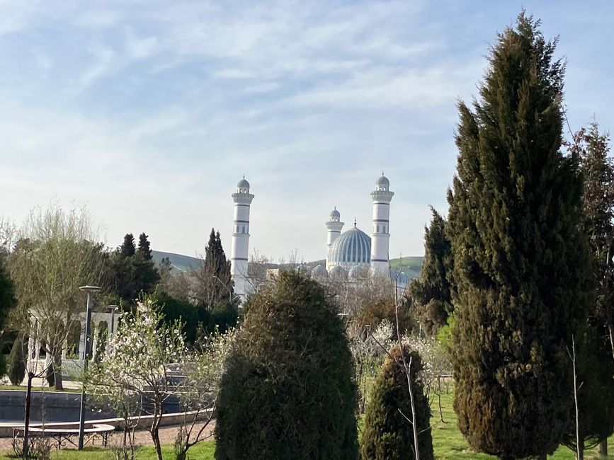 Größte Moschee Tadschikistans/Zentralasiens endlich mal up close