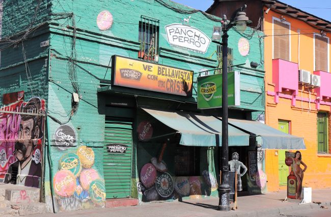 Colorful bar in Barrio Bellavista