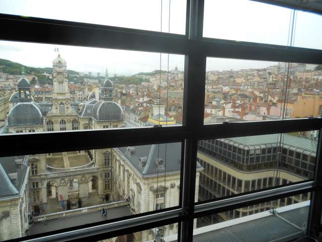 View from the ballet rehearsal room of the Opéra