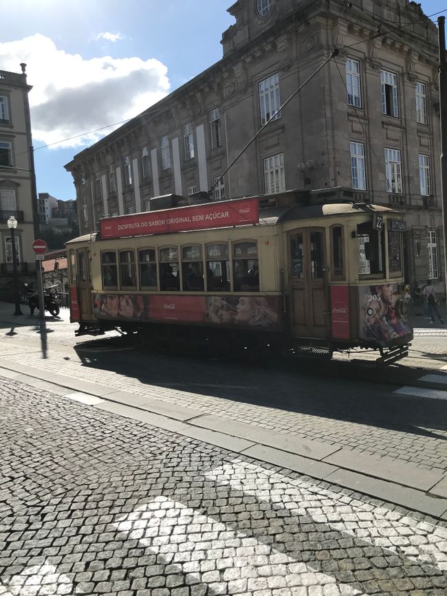 1. Etiqueta. De Oporto a Angeiras