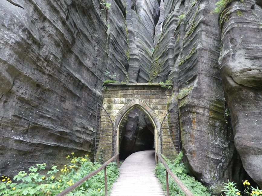 Gothic Gate - Adersbach Rocks