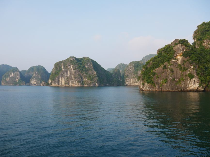 Ha Long Bay - The Bay of the Descending Dragons