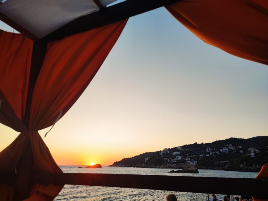 Party beaches, authentic hinterland and fancy cars: Ulcinj / Montenegro