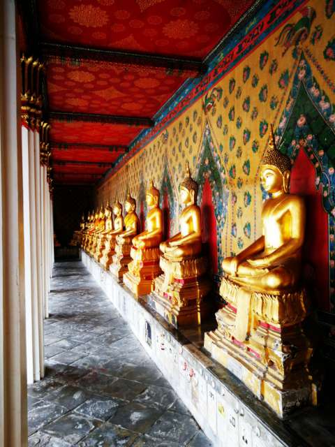 Lying Buddha in Wat Pho