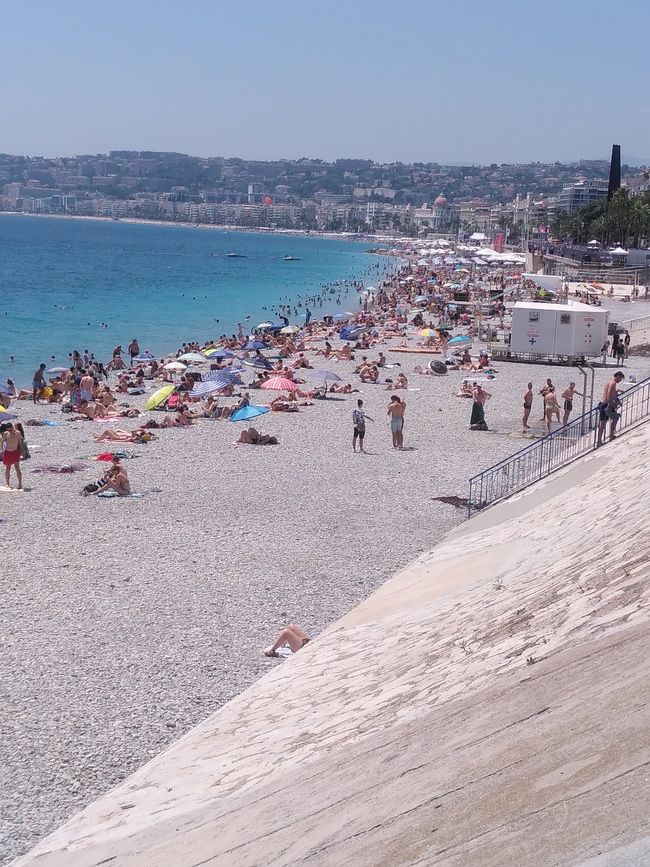 ၂၅.၆။ Cagnes-sur-Mer French Riviera