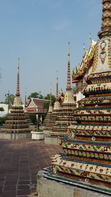 Bangkok Day 3: Temples, Rivercruise and Khoa San Road