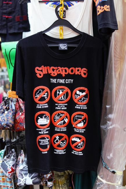 T-shirt in Chinatown