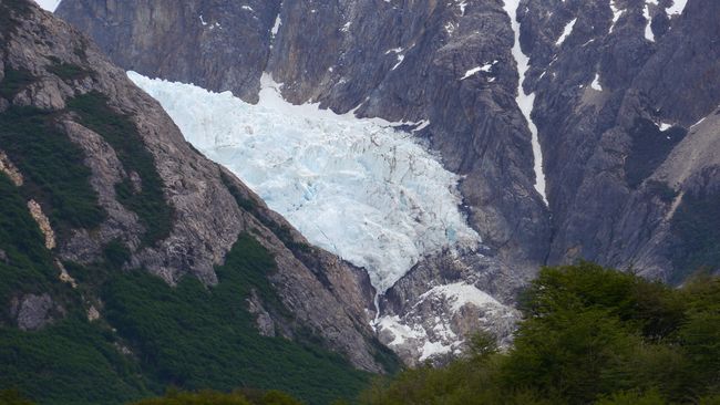 Los Glaciares National Park: Hiking frustration and calving glacier