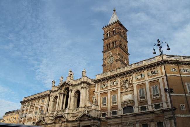 Mein Orientierungspunkt: Der Kirchturm der „Santa Maria Maggiore“