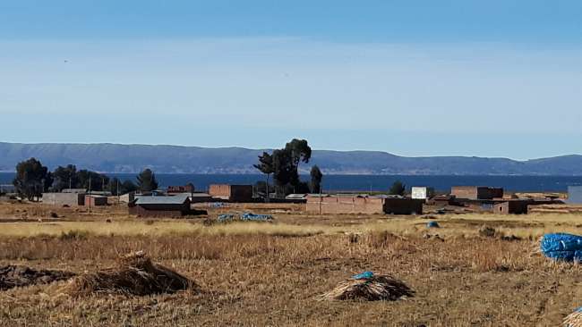 from 16.06 .: Full on Lake Titicaca - 3,800 m
