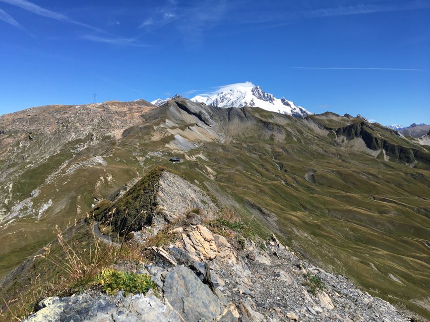 Vom Val Montjoie über Le signal, den Col du bonhomme, den Col de la Croix du bonhomme und den Col de la sauce nach Cormet de Roselend