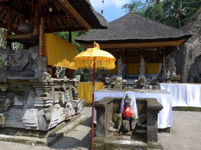 Felsentempel und spirituelle Reinigung (Bali Teil 6)