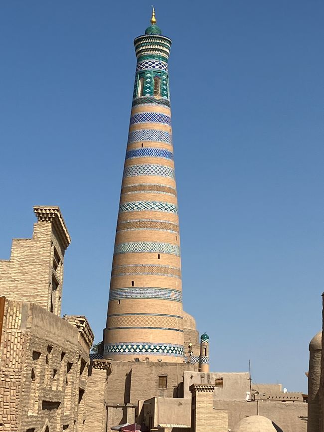 ဥဇဘက်ကစ္စတန်- Khiva