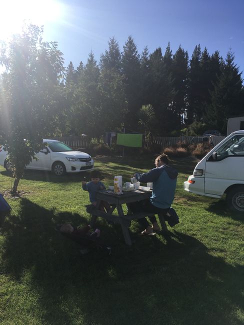 Frühstück in Te Anau Lakeview Kiwi Holiday Park