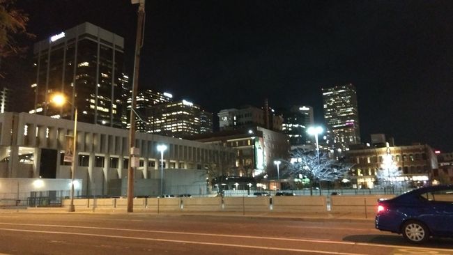 Downtown bei Nacht