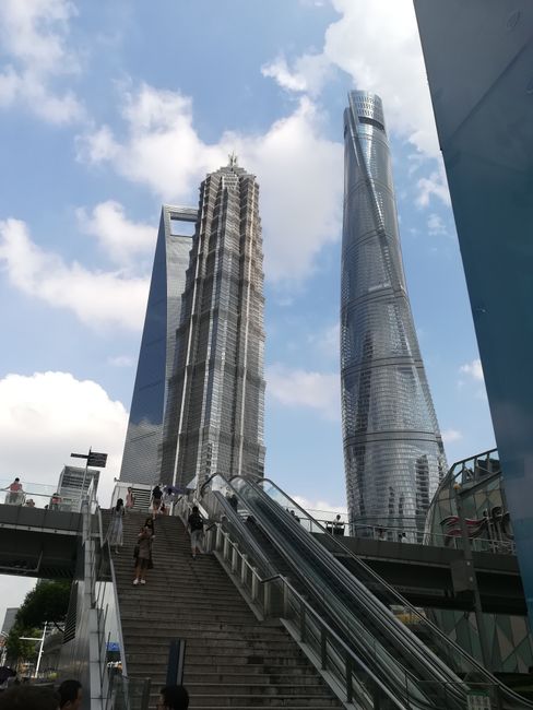 Shanghai Tower, schon mächtig hoch 😅
