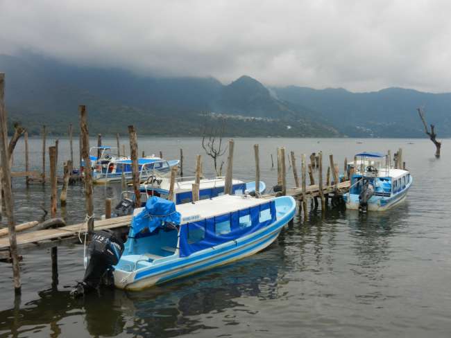 Guatemala - jazero Atitlan