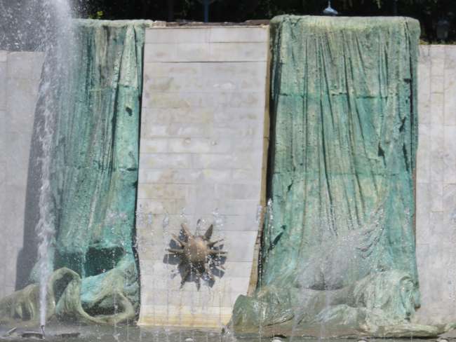 Fountain in the shape of the Argentine flag