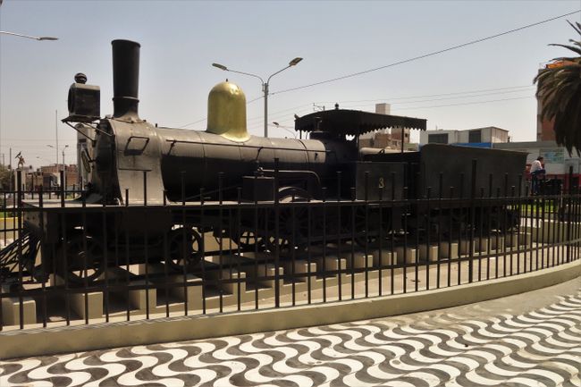 Auch die Zugstrecke Arica-Tacna hat ihr Denkmal. Das Museum im Bahnhof war wegen Renovierung leider geschlossen.
