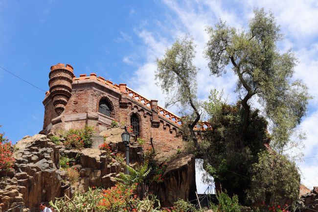 Romance of a knight's castle - the lookout tower on Santa Lucia
