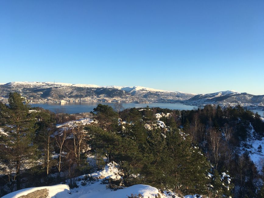 Sat, view of the northern outskirts of Bergen