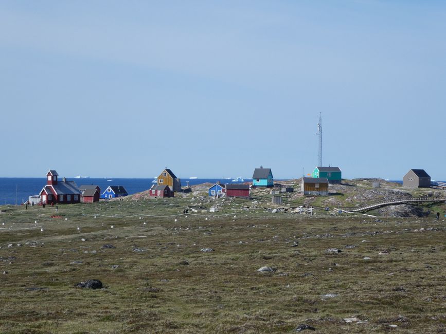 Ilimanaq, Greenland: Icebergs in the way and hikes (with the AIDAaura to Greenland and Iceland 9)
