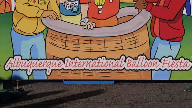 Albuquerque Balloon Fiesta - wood carvings