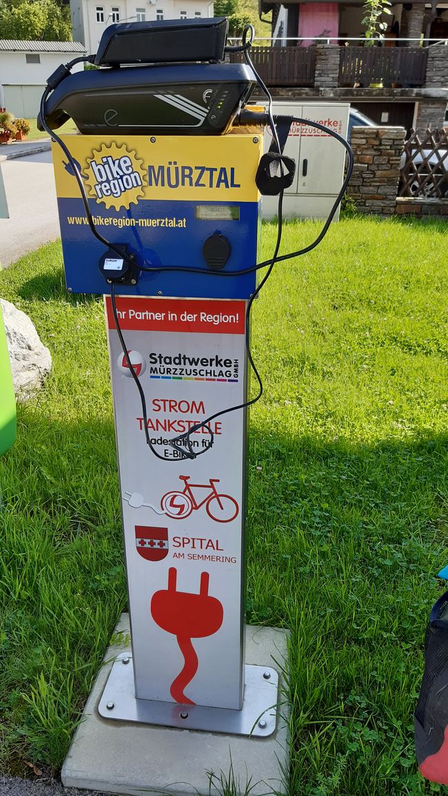 The lifesaving e-bike charging station