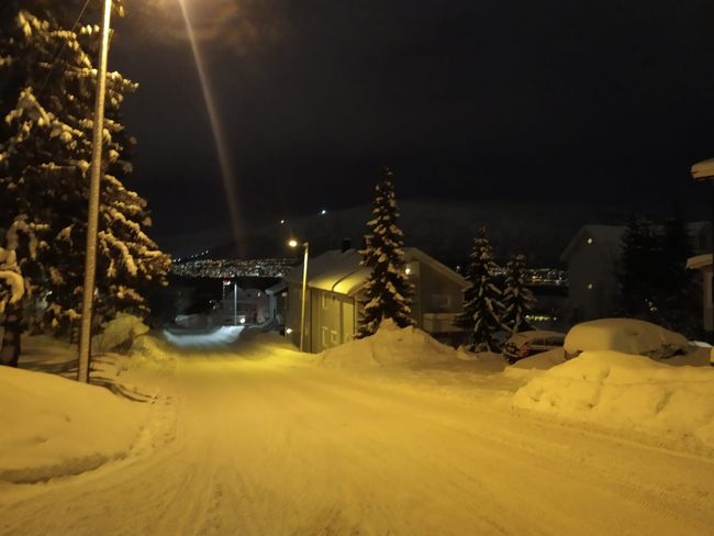 Normale Straßenverhältnisse in Tromsø